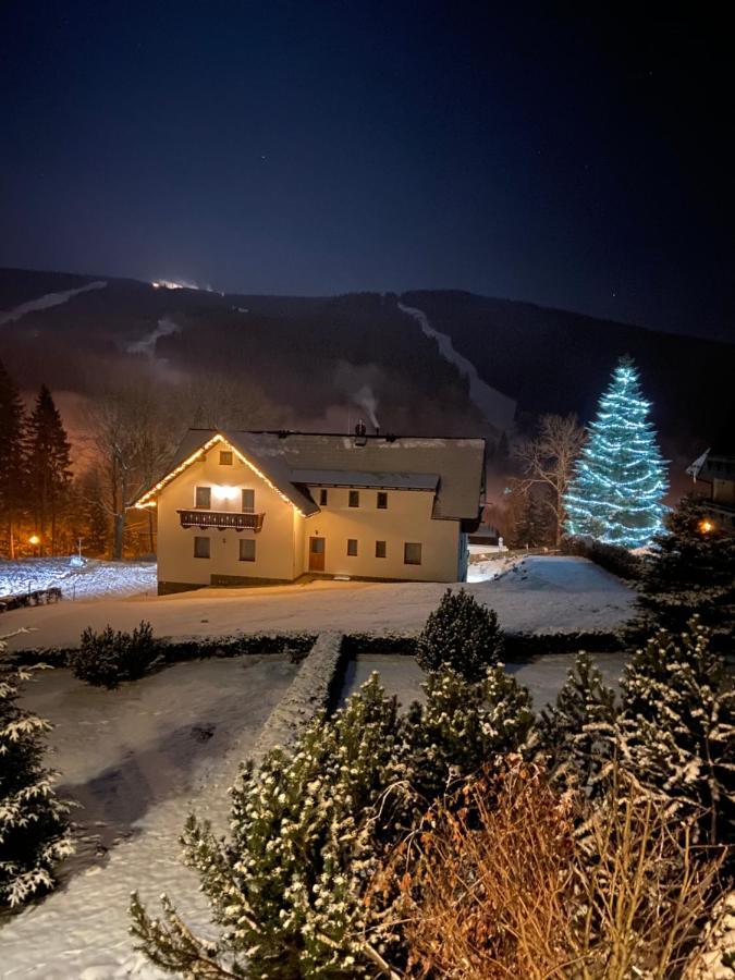 Pension George Шпиндлерув-Млин Экстерьер фото